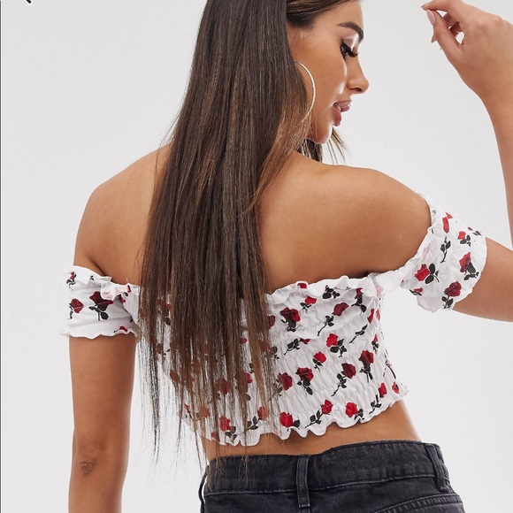 Bardot off shoulder crop top, rose print, size M - Picture 2 of 4